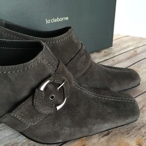 Liz Claiborne Maribel Deep Grey Kidsuede 8M